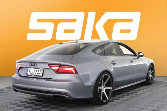 Harmaa Viistoperä, Audi A7 – FLU-755