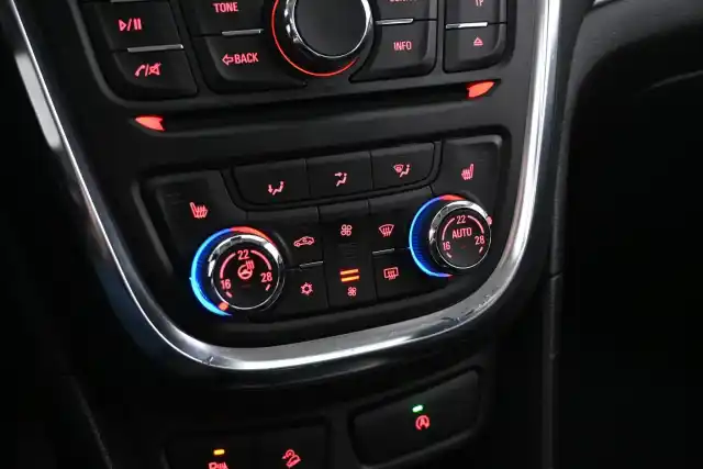 Hopea Maastoauto, Opel Mokka – FLZ-925