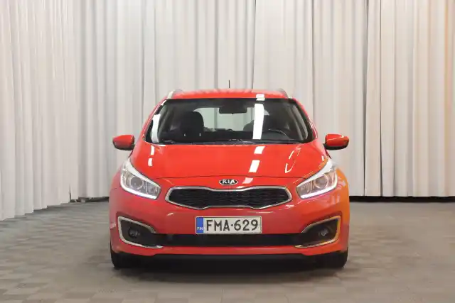 Punainen Farmari, Kia cee'd – FMA-629