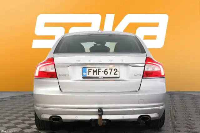 Harmaa Sedan, Volvo S80 – FMF-672