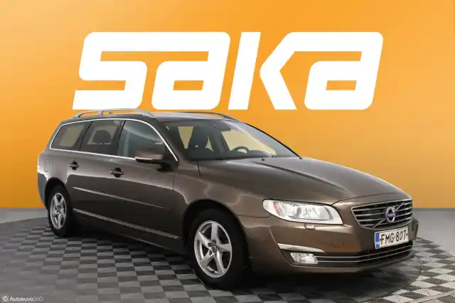 Ruskea (beige) Farmari, Volvo V70 – FMG-807