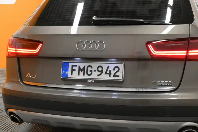 Harmaa Farmari, Audi A6 ALLROAD – FMG-942