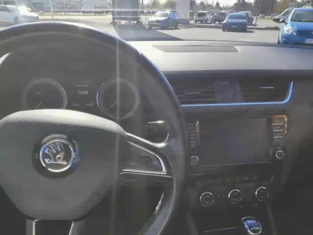 Ruskea (beige) Viistoperä, Skoda Octavia – FMH-339