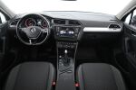 Harmaa Maastoauto, Volkswagen Tiguan – FMJ-331, kuva 16