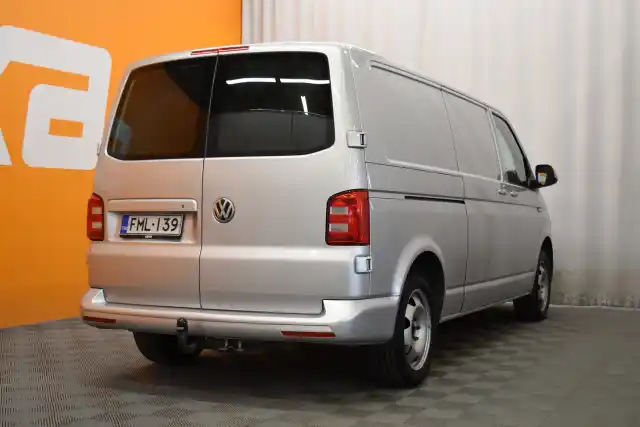 Hopea Pakettiauto, Volkswagen Transporter – FML-139