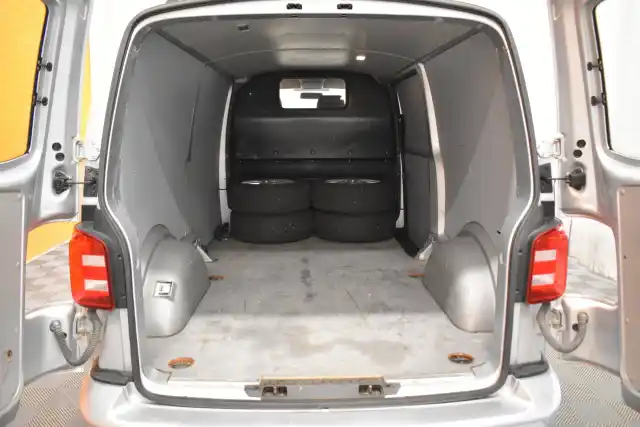 Hopea Pakettiauto, Volkswagen Transporter – FML-139