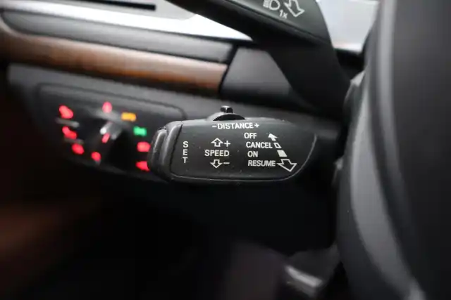 Musta Viistoperä, Audi A7 – FMO-558