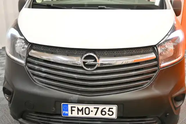 Valkoinen Pakettiauto, Opel Vivaro – FMO-765