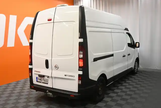 Valkoinen Pakettiauto, Opel Vivaro – FMO-765