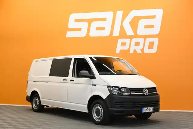 Valkoinen Pakettiauto, Volkswagen Transporter – FMP-140