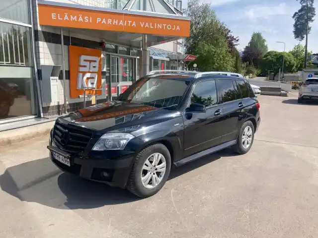 Musta Maastoauto, Mercedes-Benz GLK – FMP-496
