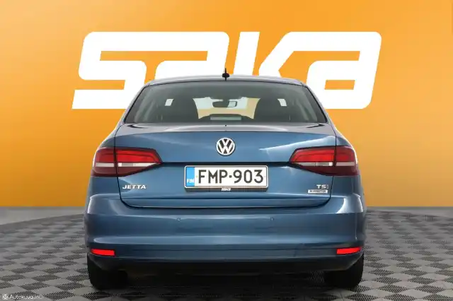 Sininen Sedan, Volkswagen Jetta – FMP-903