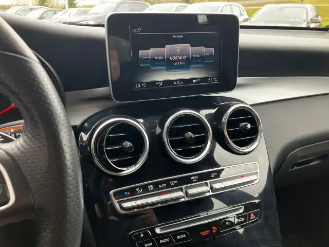 Valkoinen Maastoauto, Mercedes-Benz GLC – FMS-640
