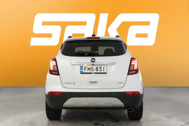 Valkoinen Maastoauto, Opel Mokka – FMS-831