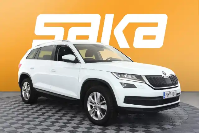 Valkoinen Maastoauto, Skoda Kodiaq – FMV-101