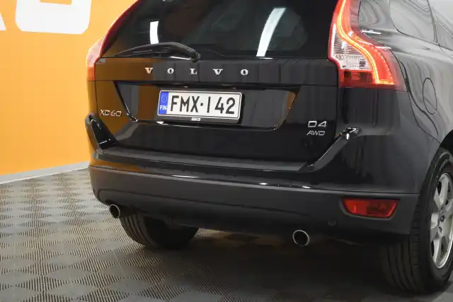 Musta Maastoauto, Volvo XC60 – FMX-142