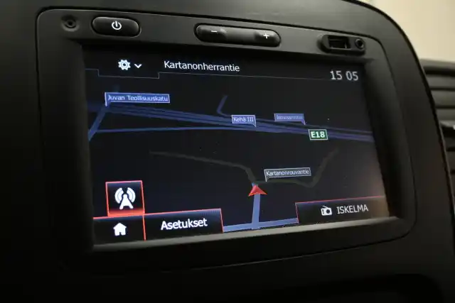 Valkoinen Pakettiauto, Opel Vivaro – FMX-281