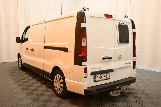 Valkoinen Pakettiauto, Opel Vivaro – FMX-281