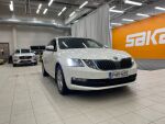 Valkoinen Viistoperä, Skoda Octavia – FMY-525, kuva 1