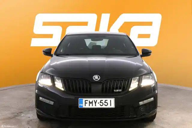 Musta Viistoperä, Skoda Octavia – FMY-551