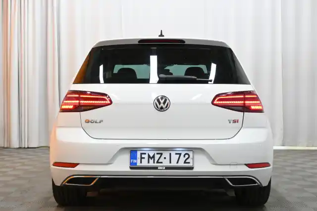 Valkoinen Viistoperä, Volkswagen Golf – FMZ-172