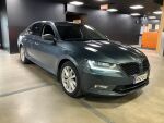 Harmaa Sedan, Skoda Superb – FMZ-241, kuva 1