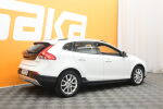 Valkoinen Viistoperä, Volvo V40 Cross Country – FNB-233, kuva 5