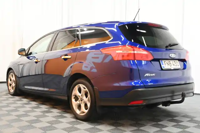 Sininen Farmari, Ford Focus – FNB-430