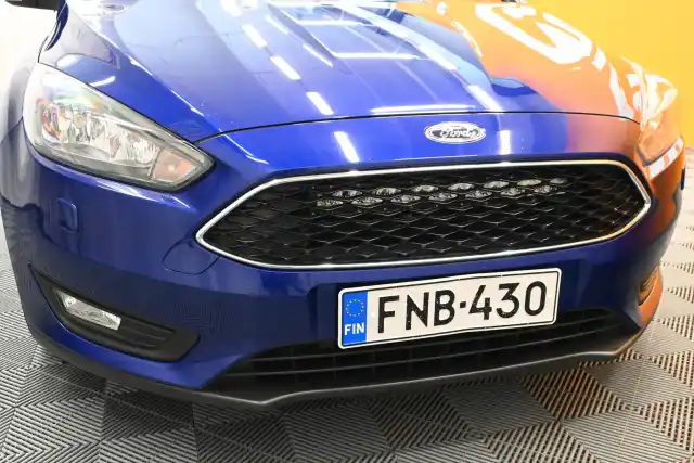 Sininen Farmari, Ford Focus – FNB-430