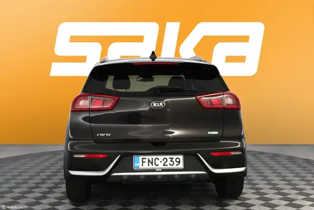 Ruskea Viistoperä, Kia Niro – FNC-239