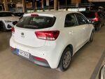 Valkoinen Viistoperä, Kia Rio – FNC-366, kuva 3