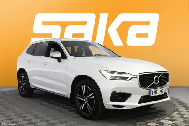 Valkoinen Maastoauto, Volvo XC60 – FNE-197
