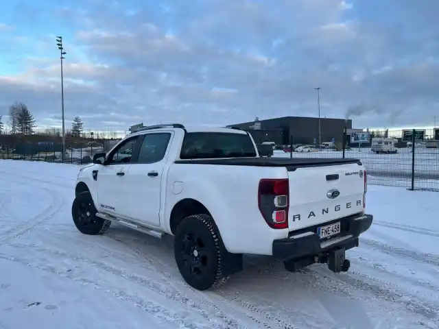 Valkoinen Henkilöauto, Ford Ranger – FNE-458