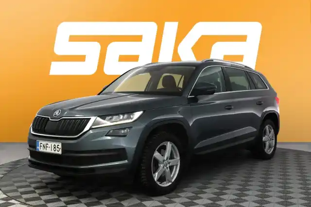 Harmaa Maastoauto, Skoda Kodiaq – FNF-185