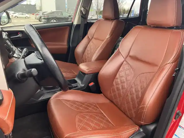 Punainen Tila-auto, Toyota RAV4 – FNI-312