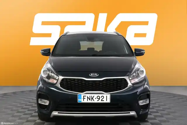 Sininen Tila-auto, Kia Carens – FNK-921