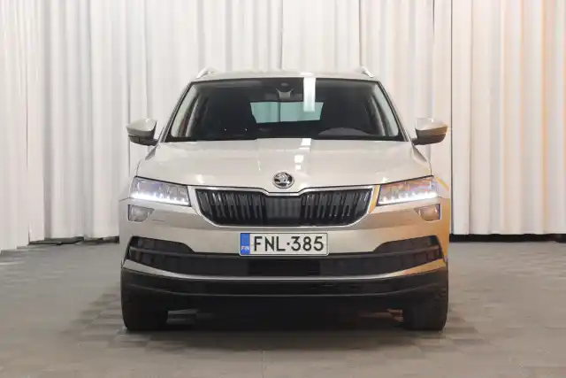 Ruskea Farmari, Skoda Karoq – FNL-385