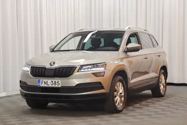 Ruskea Farmari, Skoda Karoq – FNL-385