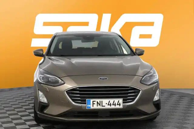 Harmaa Viistoperä, Ford Focus – FNL-444