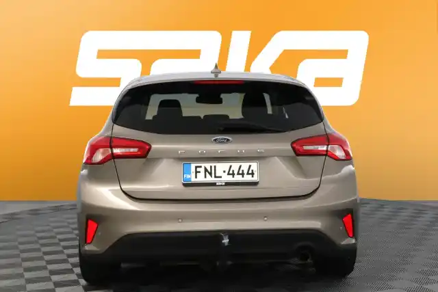 Harmaa Viistoperä, Ford Focus – FNL-444