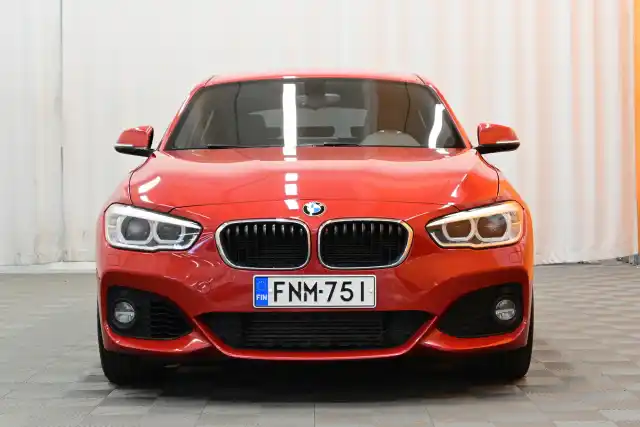 Punainen Viistoperä, BMW 118 – FNM-751