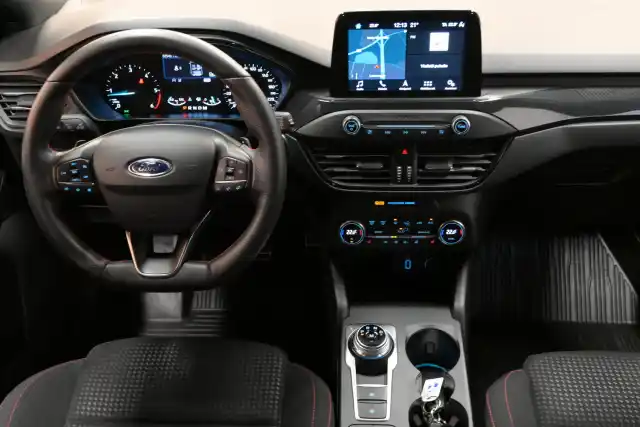 Punainen Viistoperä, Ford Focus – FNP-275