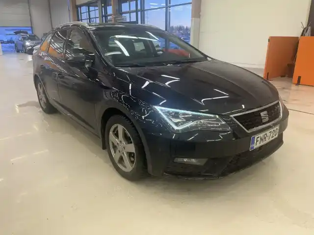 Musta Farmari, Seat Leon ST – FNR-720