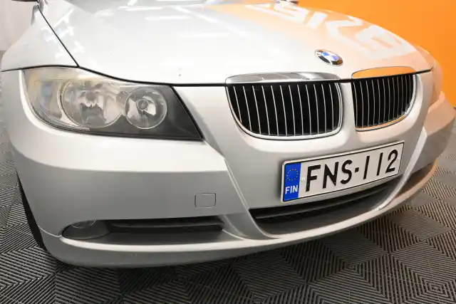 Hopea Farmari, BMW 325 – FNS-112