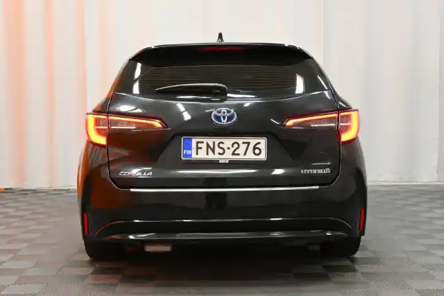 Musta Farmari, Toyota Corolla – FNS-276