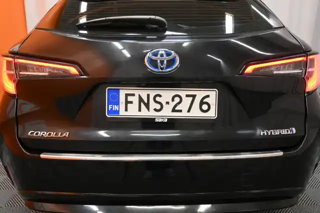 Musta Farmari, Toyota Corolla – FNS-276