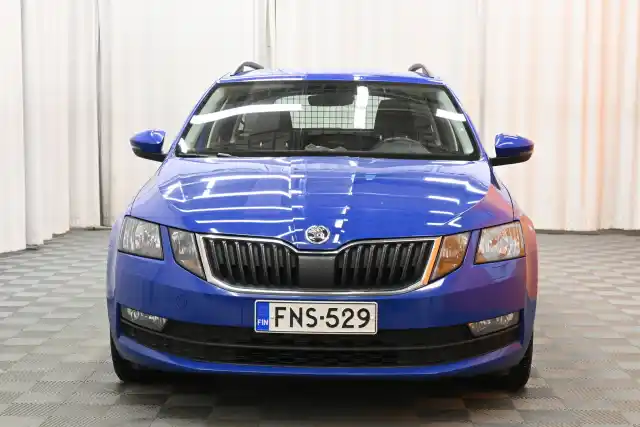 Sininen Farmari, Skoda Octavia – FNS-529