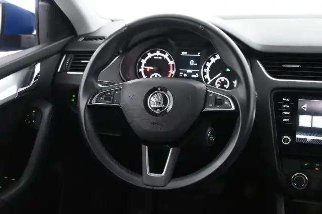 Sininen Farmari, Skoda Octavia – FNS-529
