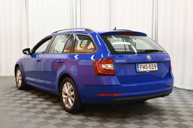 Sininen Farmari, Skoda Octavia – FNS-529