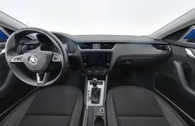 Sininen Farmari, Skoda Octavia – FNS-529